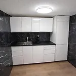 Modern 2br Loft In Historic Swiss 200m From Interlaken West *