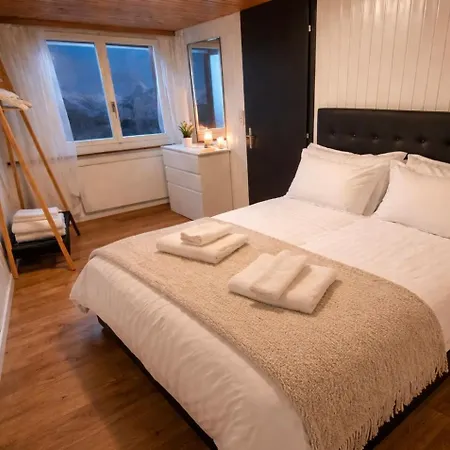 Modern 2br Loft In Historic Swiss 200m From Interlaken West *