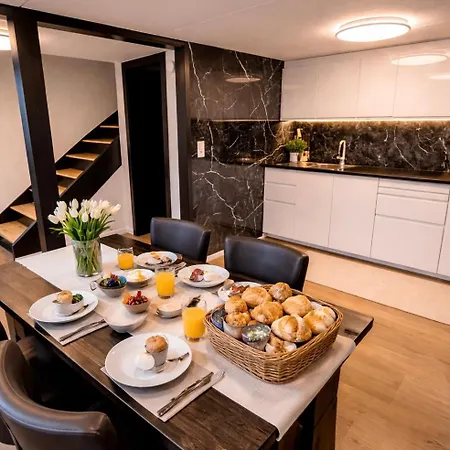 Modern 2br Loft In Historic Swiss 200m From Interlaken West