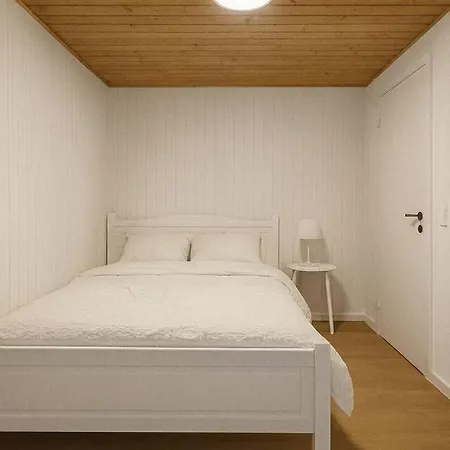 Modern Comfort Heritage 1673